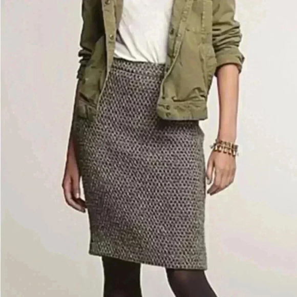 J. Crew Dresses & Skirts - J.Crew Tweed Wool Blend Skirt size 00